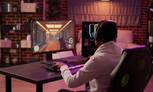 Building a Career in Esports: A Guide for Aspiring Players