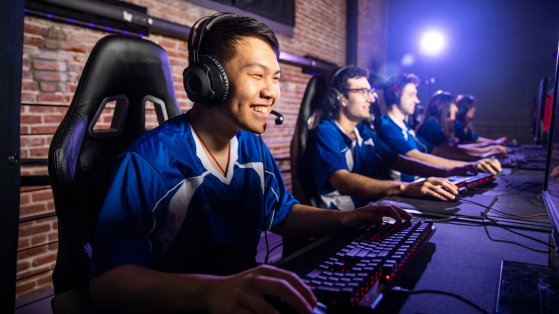 Esports Careers Beyond Pro Players: Opportunities for Managers, Analysts, and Coaches