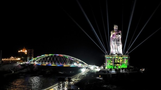 India’s First Glass Bridge Built Over the Sea in Tamil Nadu’s Kanyakumari