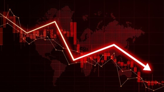 Sensex Opens in Red, Nifty Falls Below 22,000 Amid IT Stock Decline