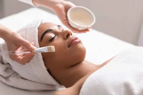 The Benefits of Regular Facials and How to Choose the Right One