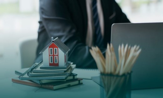 Tokenized Real Estate: Unlocking Fractional Ownership with Blockchain